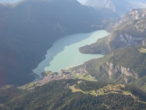 MSc Jonas von Wartburg: Constraining the age and source area of the Molveno landslide deposits in the Brenta Group, Trentino Dolomites.